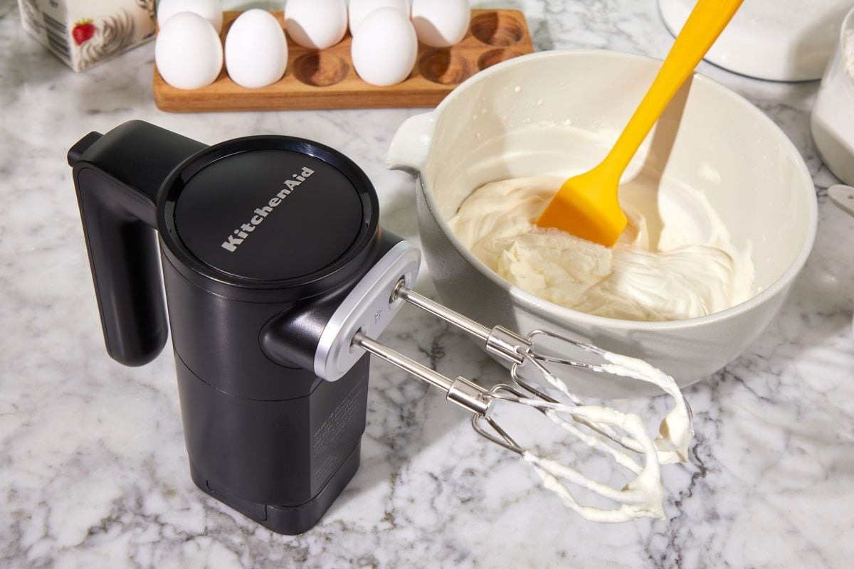 The Ultimate Freedom in Your Kitchen: Discovering the Battery Operated Hand Mixer
