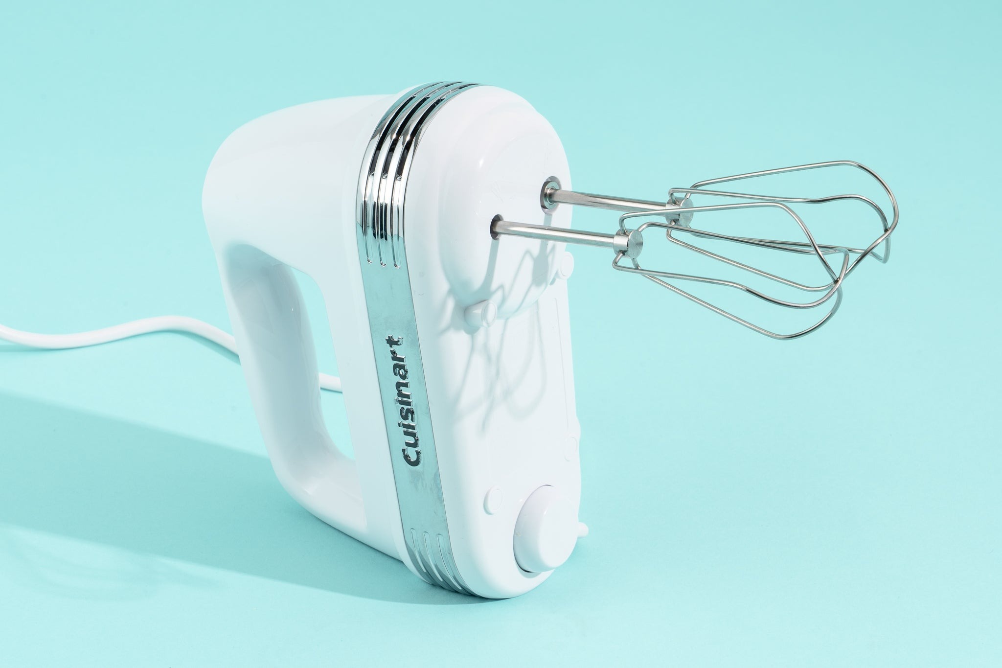 The Essential Guide to Your Hand Cake Mixer: Masterful Baking Made Easy